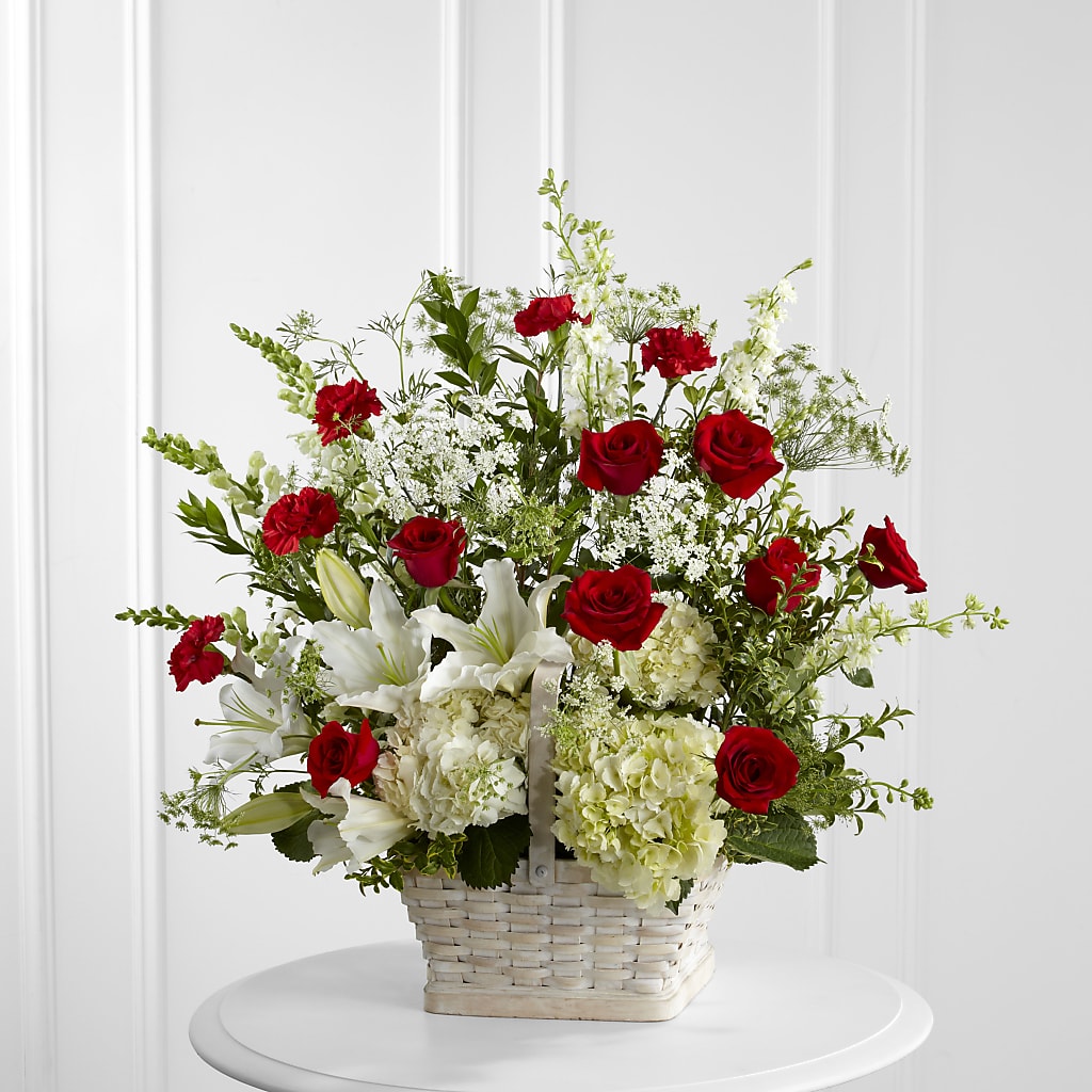 In Loving Memory Arrangement – Corona Rose Flowers, Corona CA