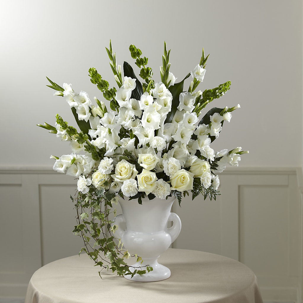 Fond Reflections Arrangement – Corona Rose Flowers, Corona CA