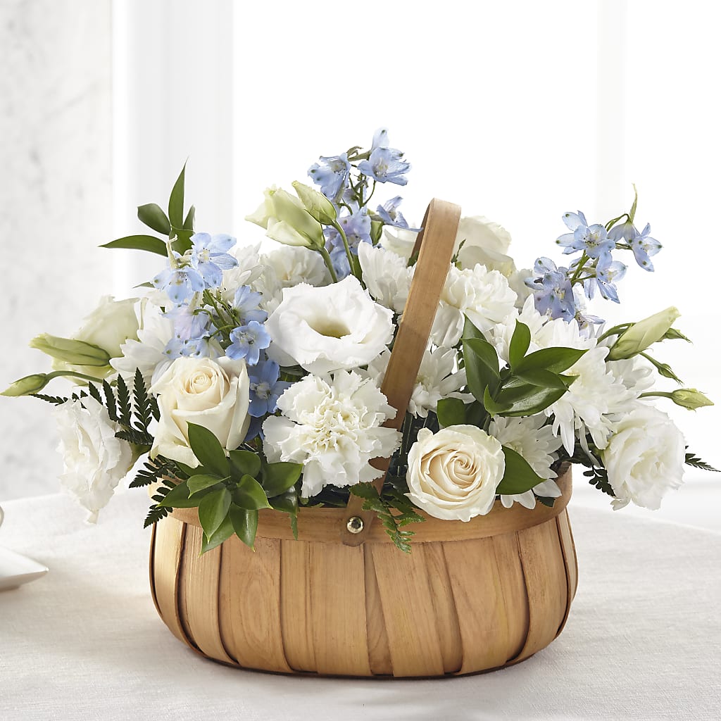 Sincerely Heartfelt Basket – Corona Rose Flowers, Corona CA