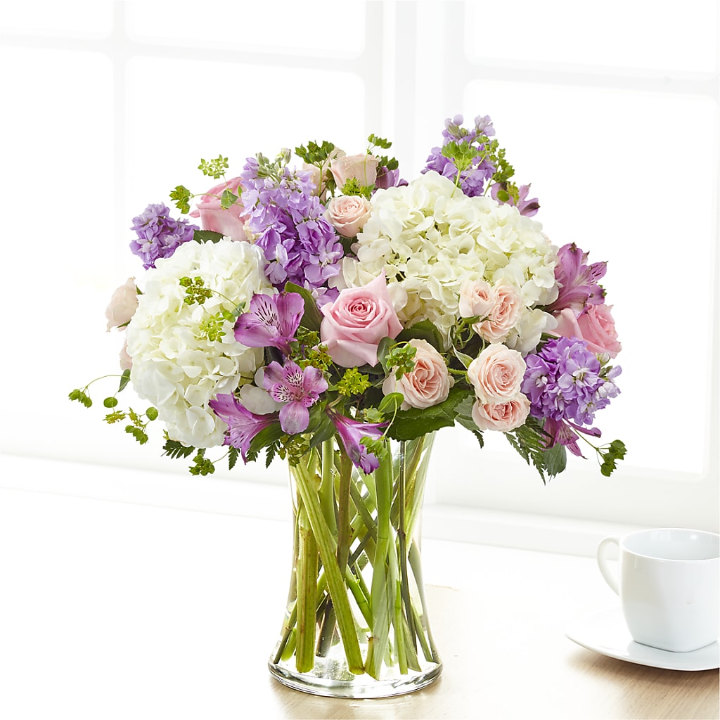 Shared Sentiment Bouquet – Corona Rose Flowers, Corona CA