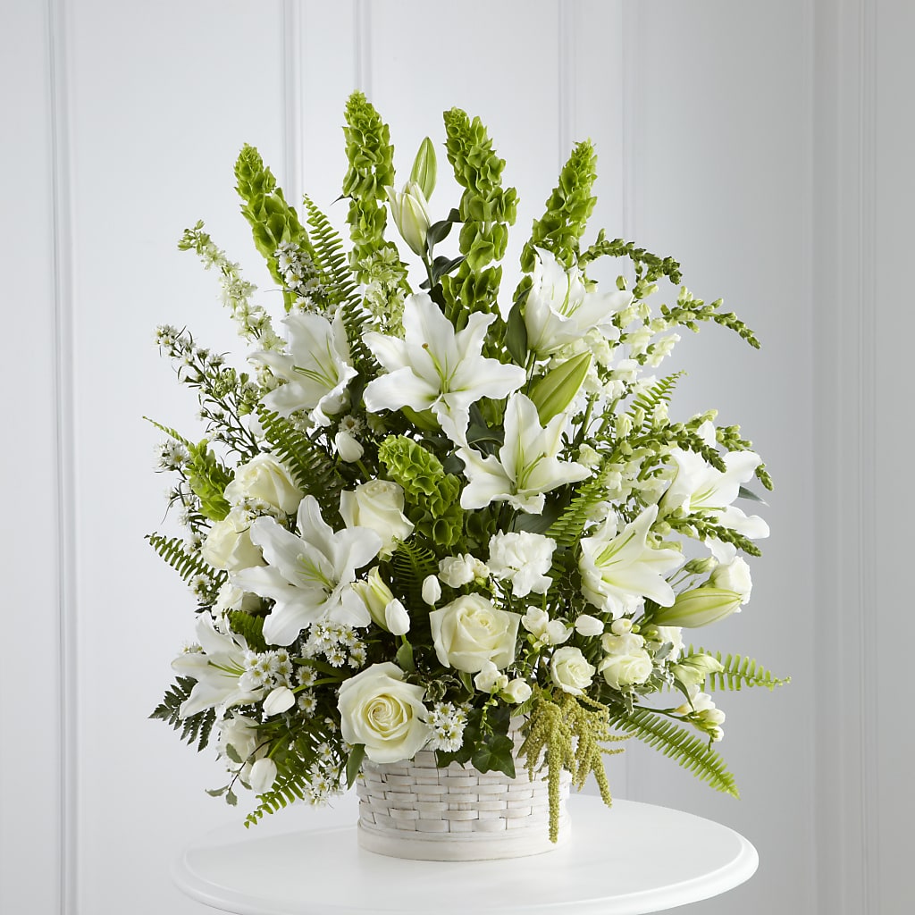 In Our Thoughts Arrangement – Corona Rose Flowers, Corona CA