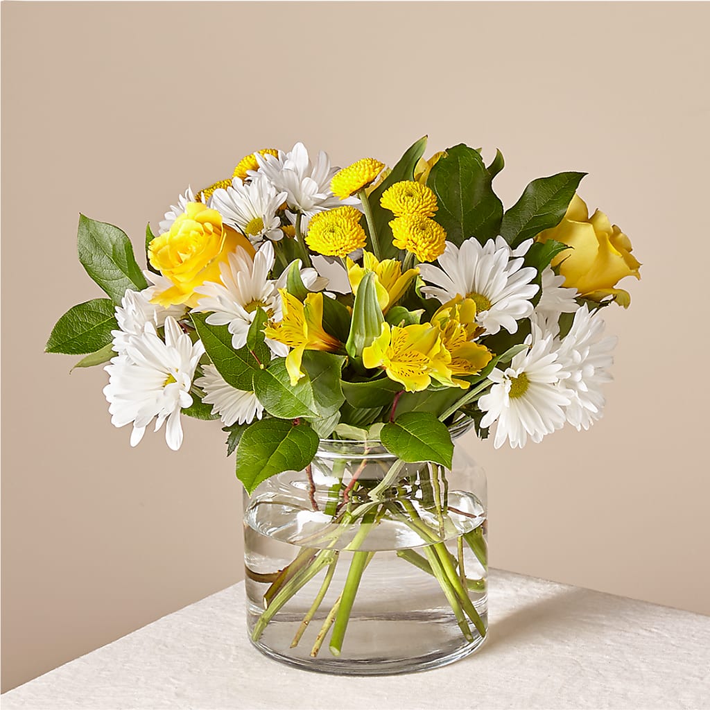 Sunny Sentiments Bouquet – Corona Rose Flowers, Corona CA
