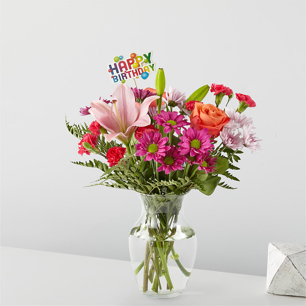 Light of My Life Bouquet & Happy Birthday Topper – Corona Rose Flowers, Corona CA