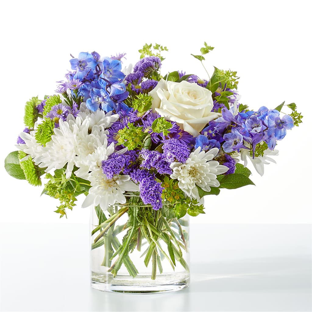 Genuine Gestures Bouquet – Corona Rose Flowers, Corona CA