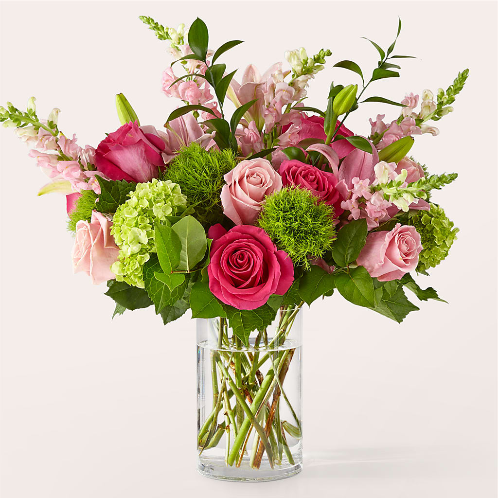 Fit for a Queen Luxury Bouquet – Corona Rose Flowers, Corona CA