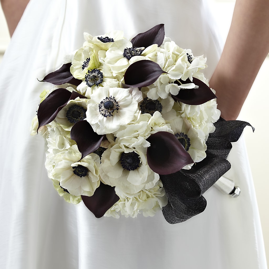 To Have and To Hold Bouquet – Corona Rose Flowers, Corona CA