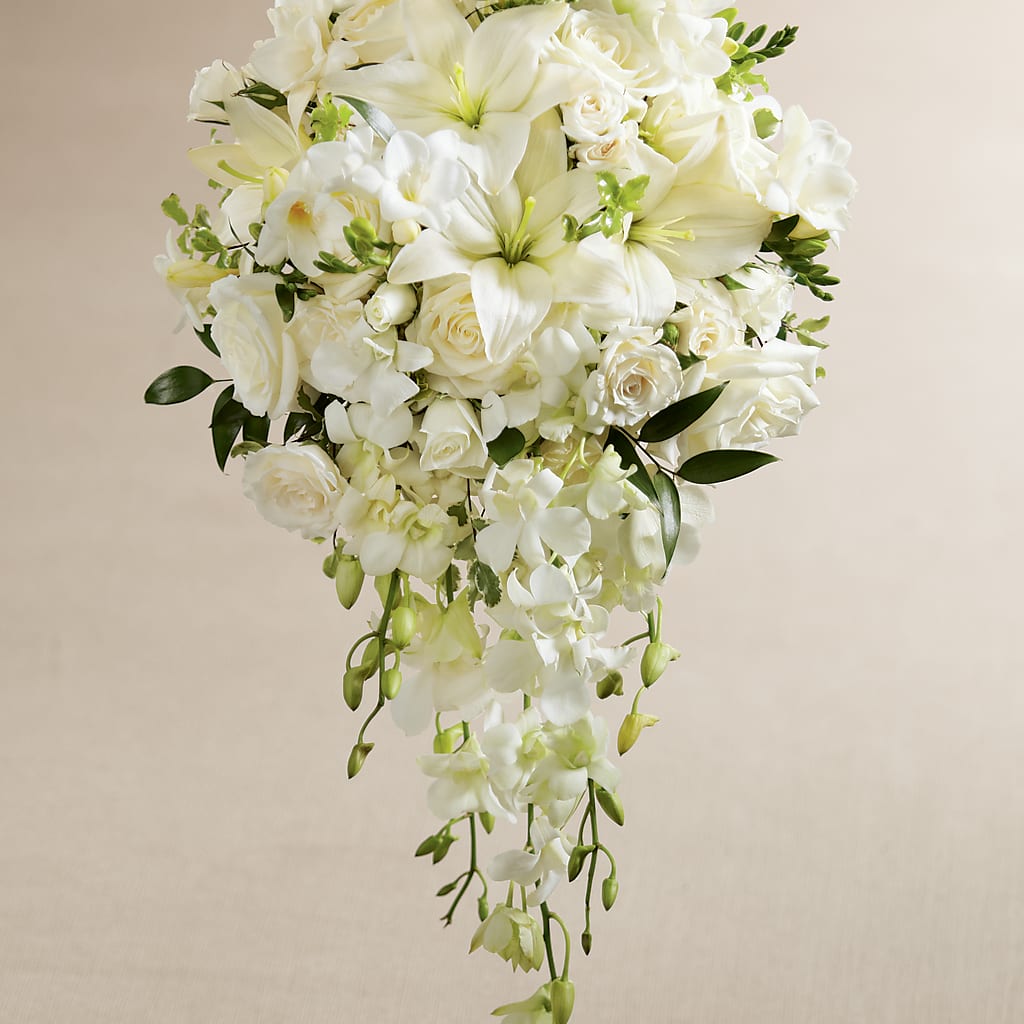 White Wonders Bouquet – Corona Rose Flowers, Corona CA