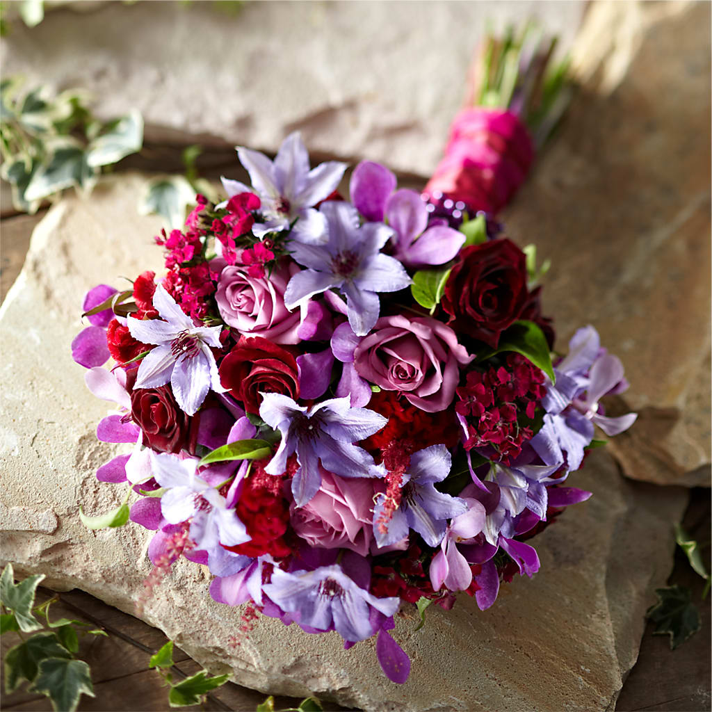 Enlightened Love Bouquet – Corona Rose Flowers, Corona CA