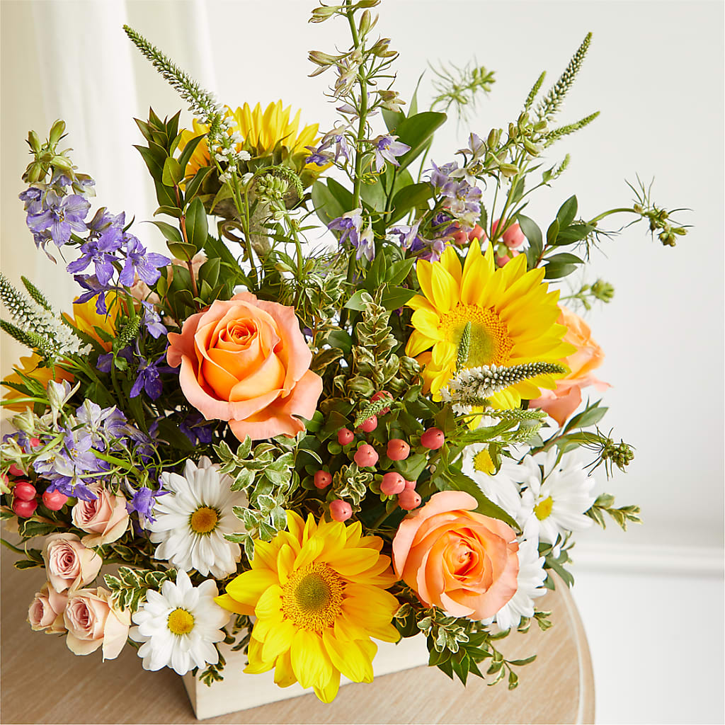 The Good Life Bouquet –  Corona Rose Flowers, Corona CA
