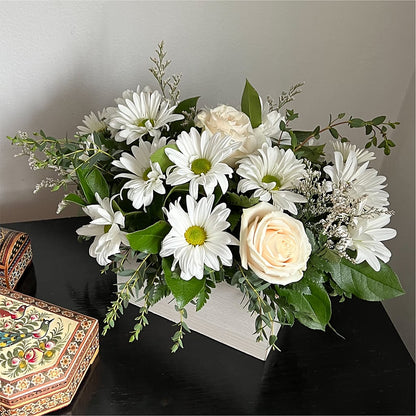 Fresh Linen Box Bouquet –  Corona Rose Flowers, Corona CA