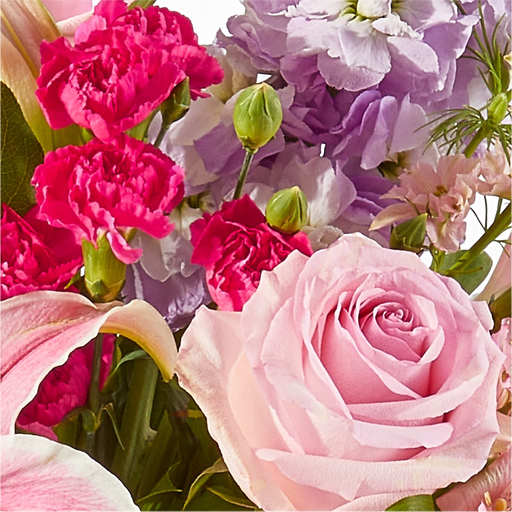 Mauvelous Bouquet –  Corona Rose Flowers, Corona CA