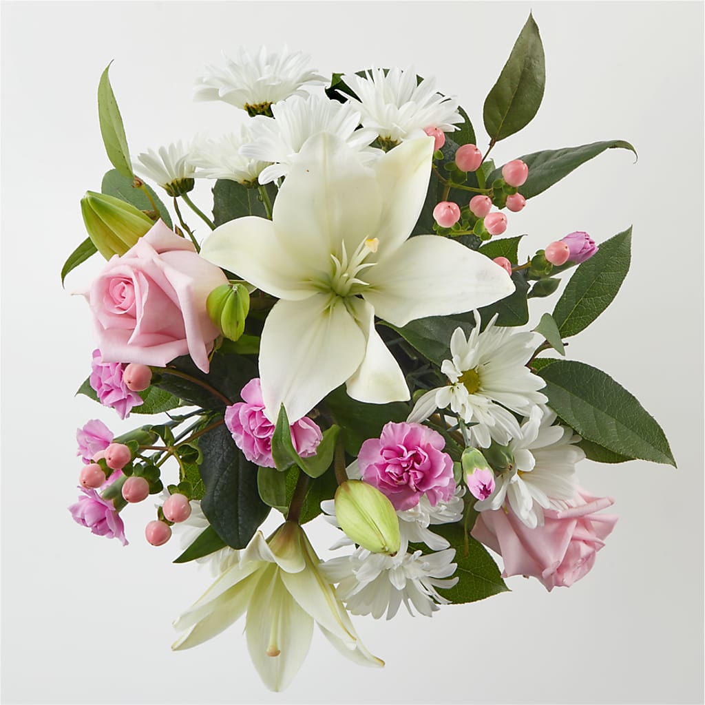 Meaningful Memories Bouquet –  Corona Rose Flowers, Corona CA