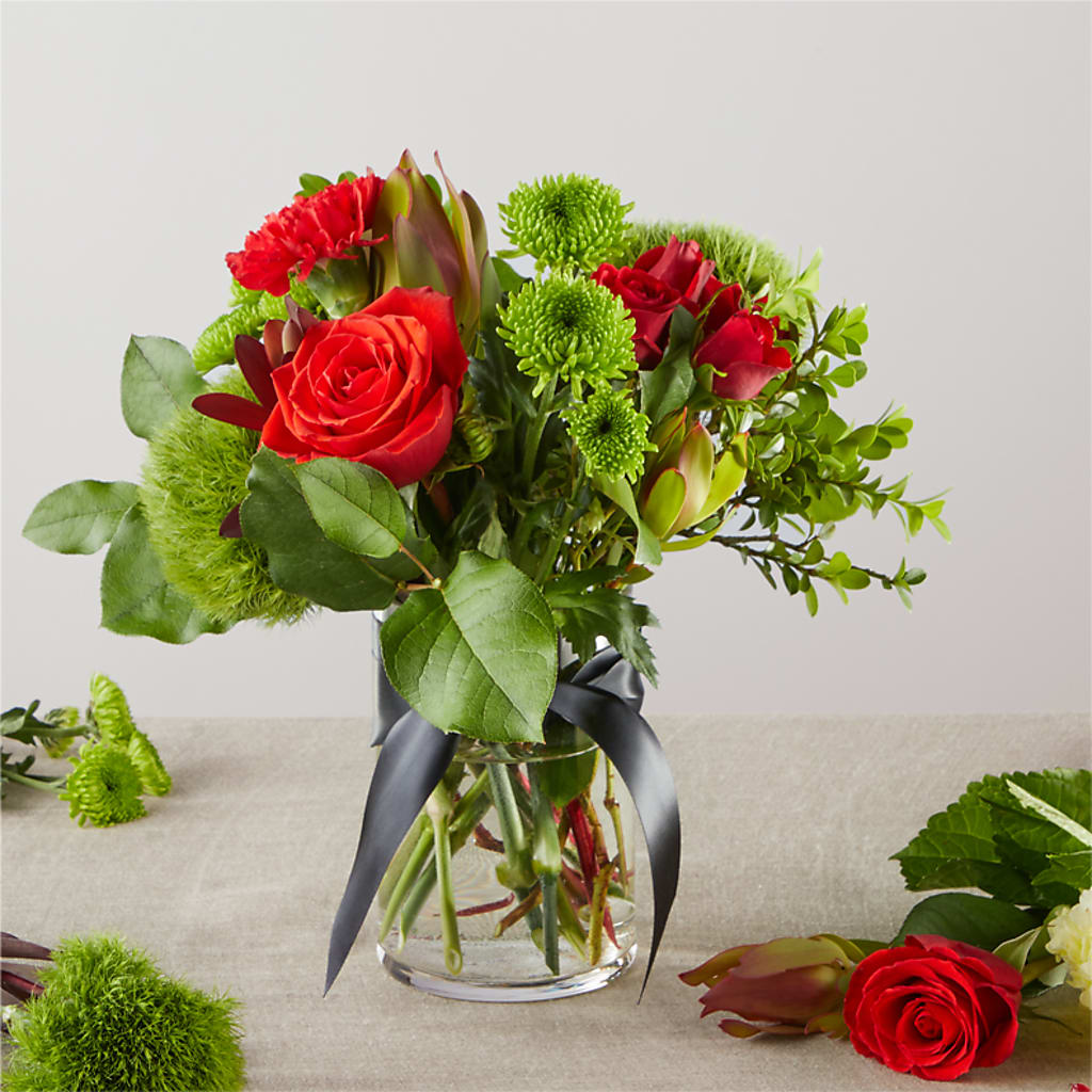 Heritage Kindle – A Florist Original –  Corona Rose Flowers, Corona CA