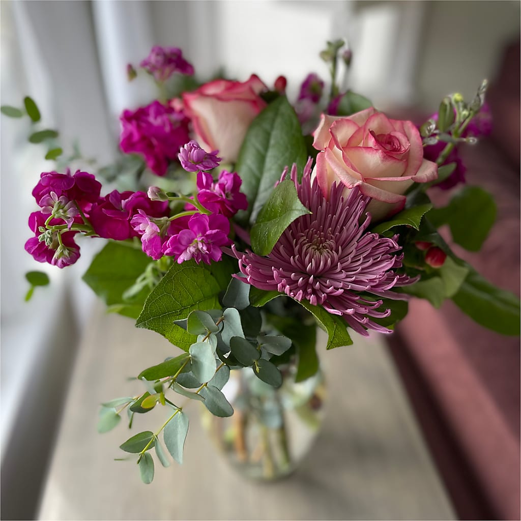 Sunday Morning Bouquet –  Corona Rose Flowers, Corona CA
