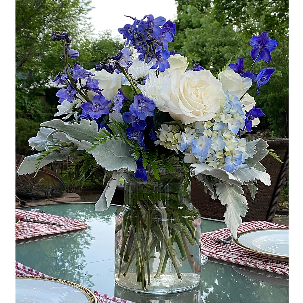 Clear Skies Bouquet –  Corona Rose Flowers, Corona CA