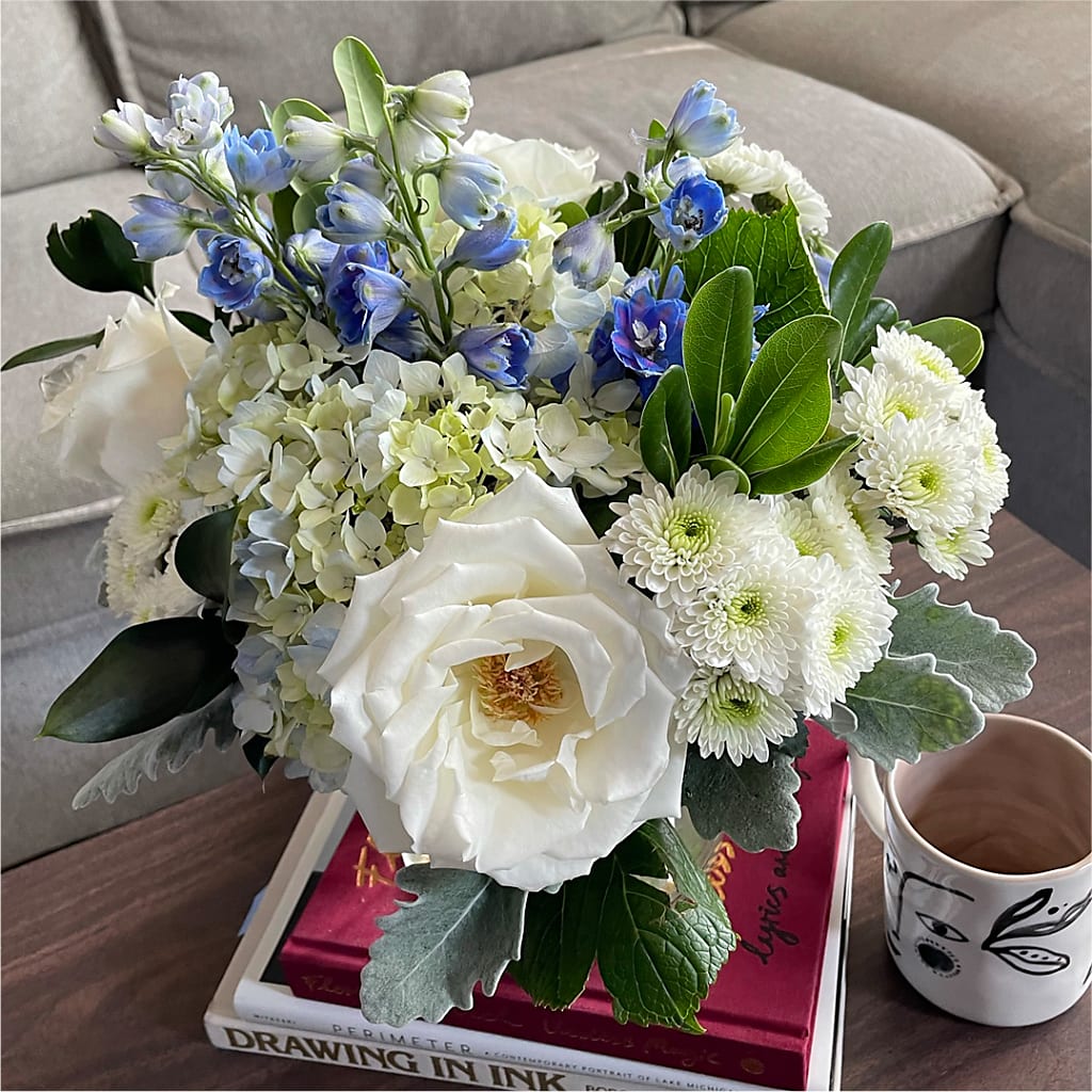 Clear Skies Bouquet –  Corona Rose Flowers, Corona CA