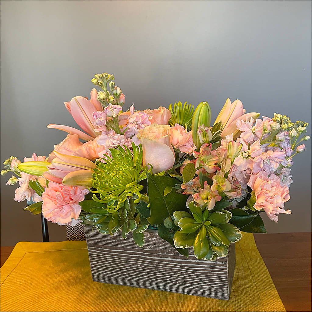 Beautiful Spirit Basket –  Corona Rose Flowers, Corona CA