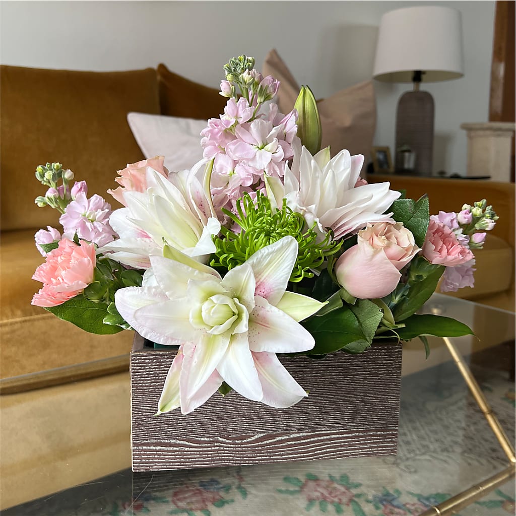 Beautiful Spirit Basket –  Corona Rose Flowers, Corona CA