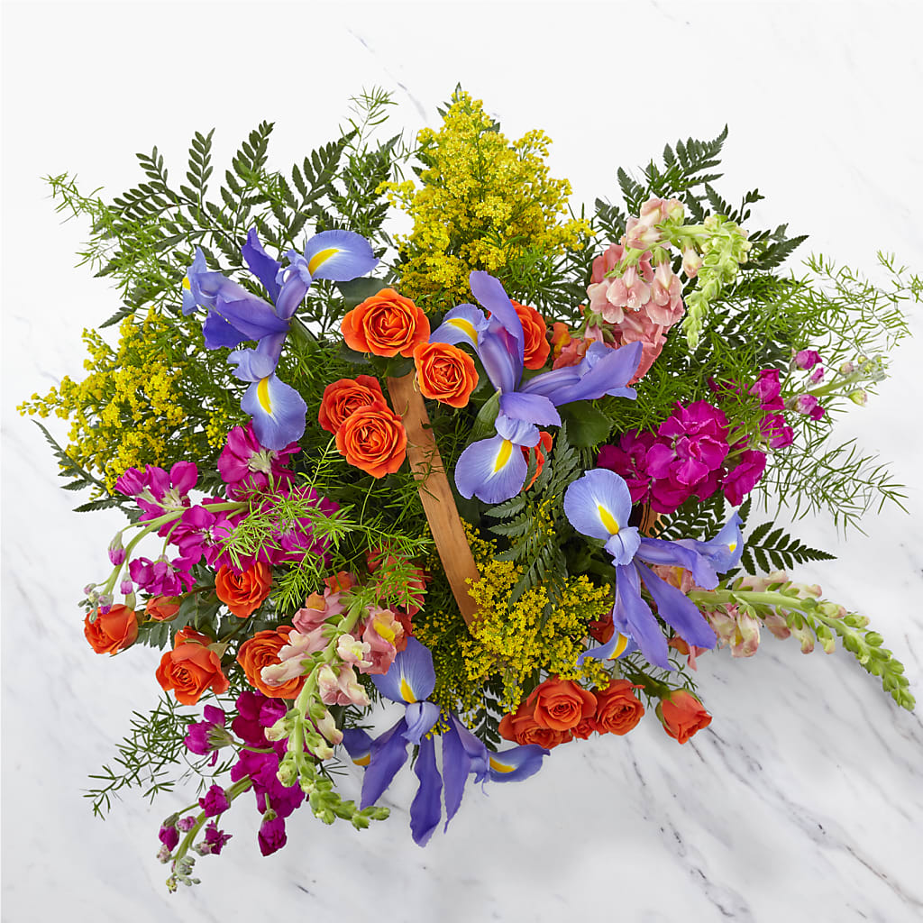 Garden of Life Basket –  Corona Rose Flowers, Corona CA