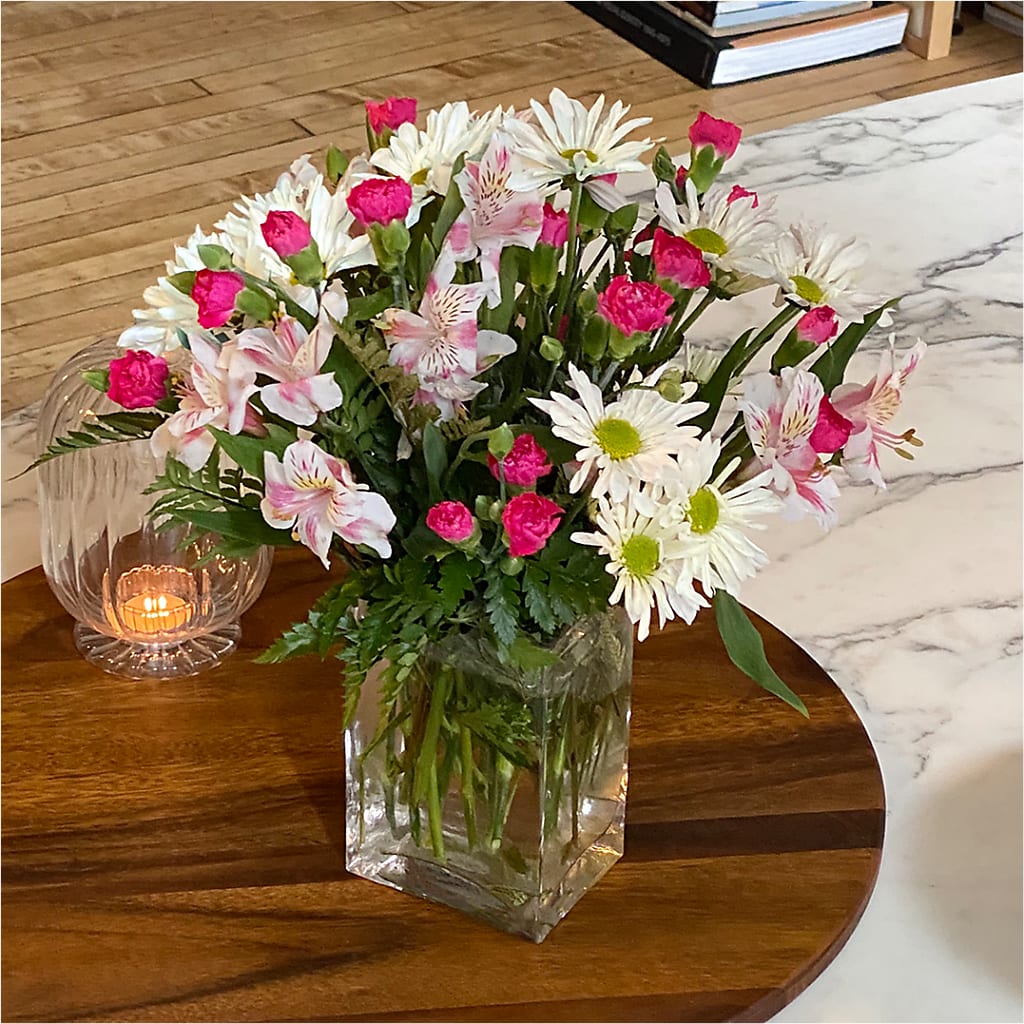 Sweet Surprises® Bouquet –  Corona Rose Flowers, Corona CA
