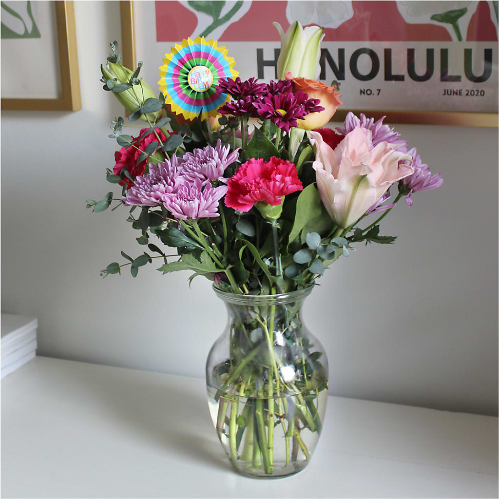 Light of My Life Bouquet & Happy Birthday Topper –  Corona Rose Flowers, Corona CA