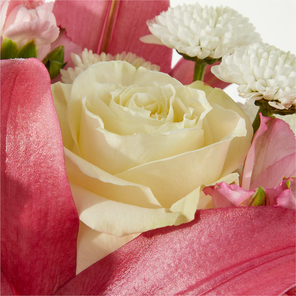 Piece of Cake Bouquet –  Corona Rose Flowers, Corona CA