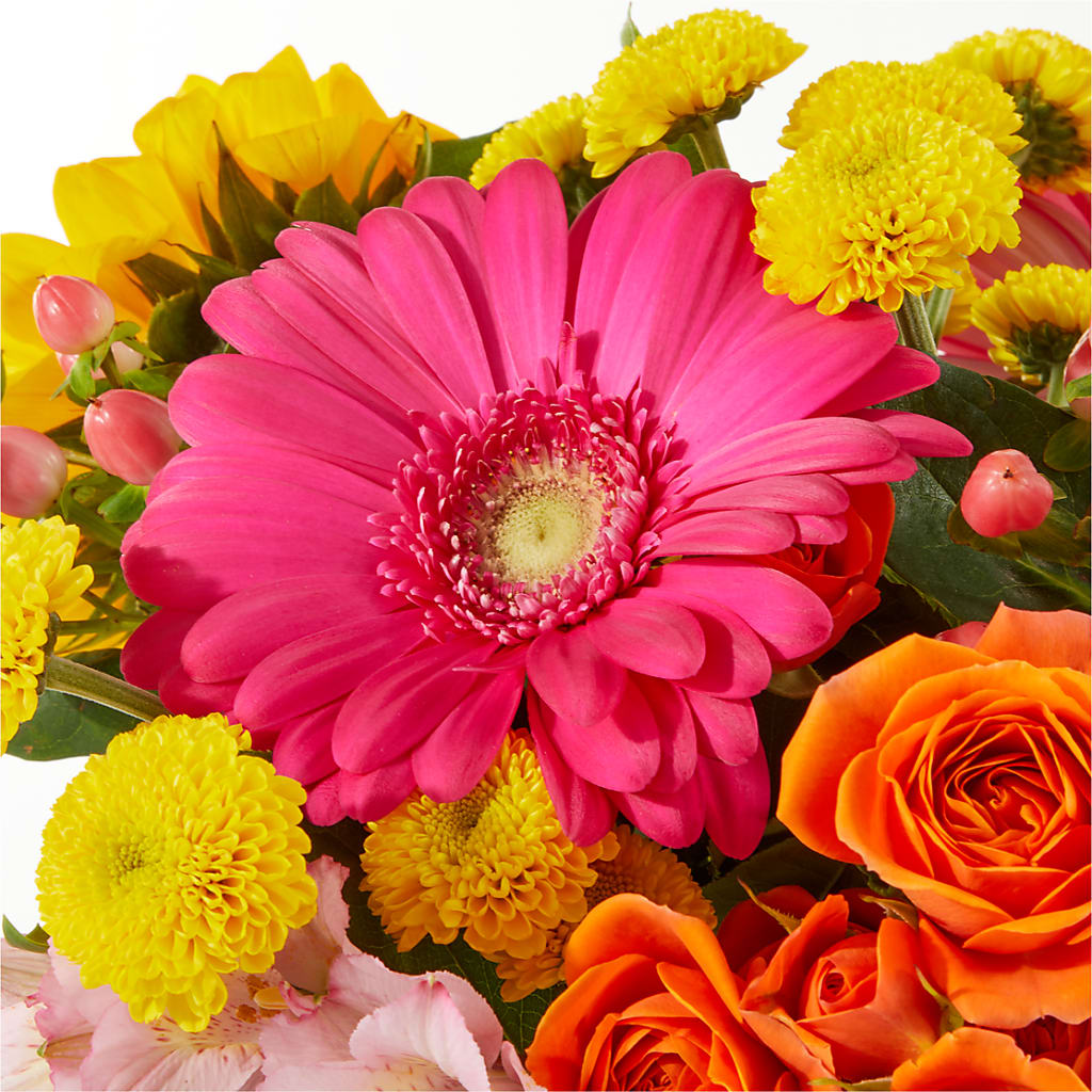Beach Day Bouquet –  Corona Rose Flowers, Corona CA