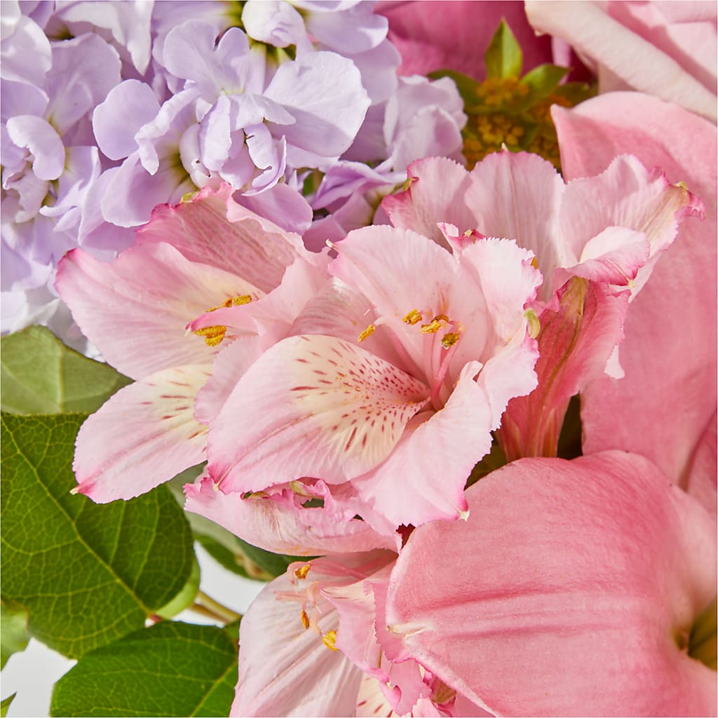 The Crown Jewel Bouquet –  Corona Rose Flowers, Corona CA