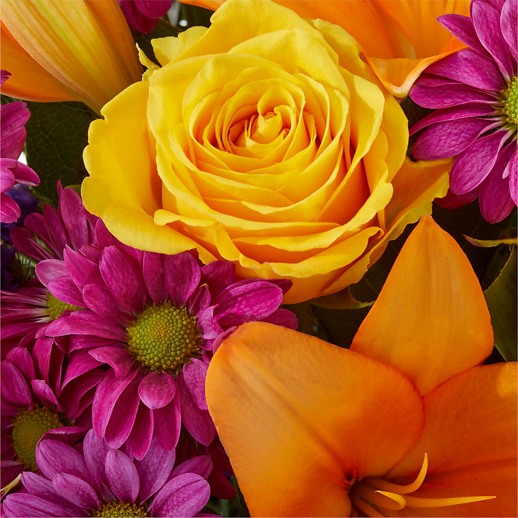 Colorful Visions Bouquet –  Corona Rose Flowers, Corona CA