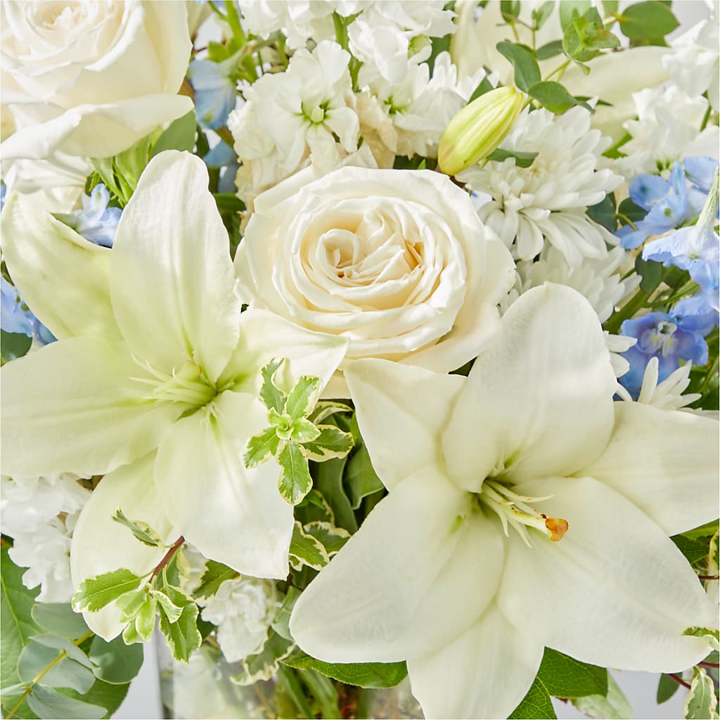 Peace of Mind Bouquet –  Corona Rose Flowers, Corona CA