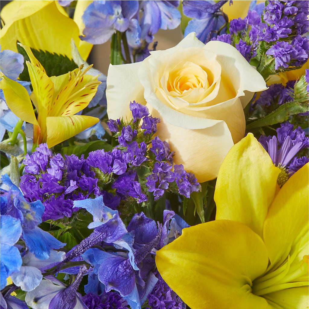 Limoncello Bouquet –  Corona Rose Flowers, Corona CA