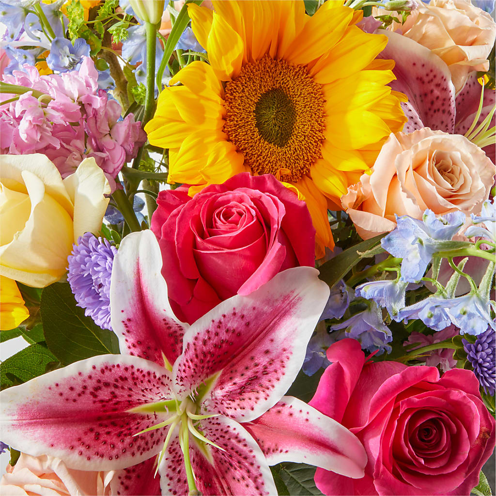 Dreamy Meadows Bouquet –  Corona Rose Flowers, Corona CA