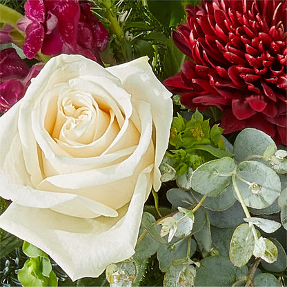 Cranberry Fizz Bouquet –  Corona Rose Flowers, Corona CA