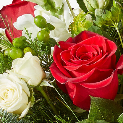 Deck the Halls Bouquet –  Corona Rose Flowers, Corona CA