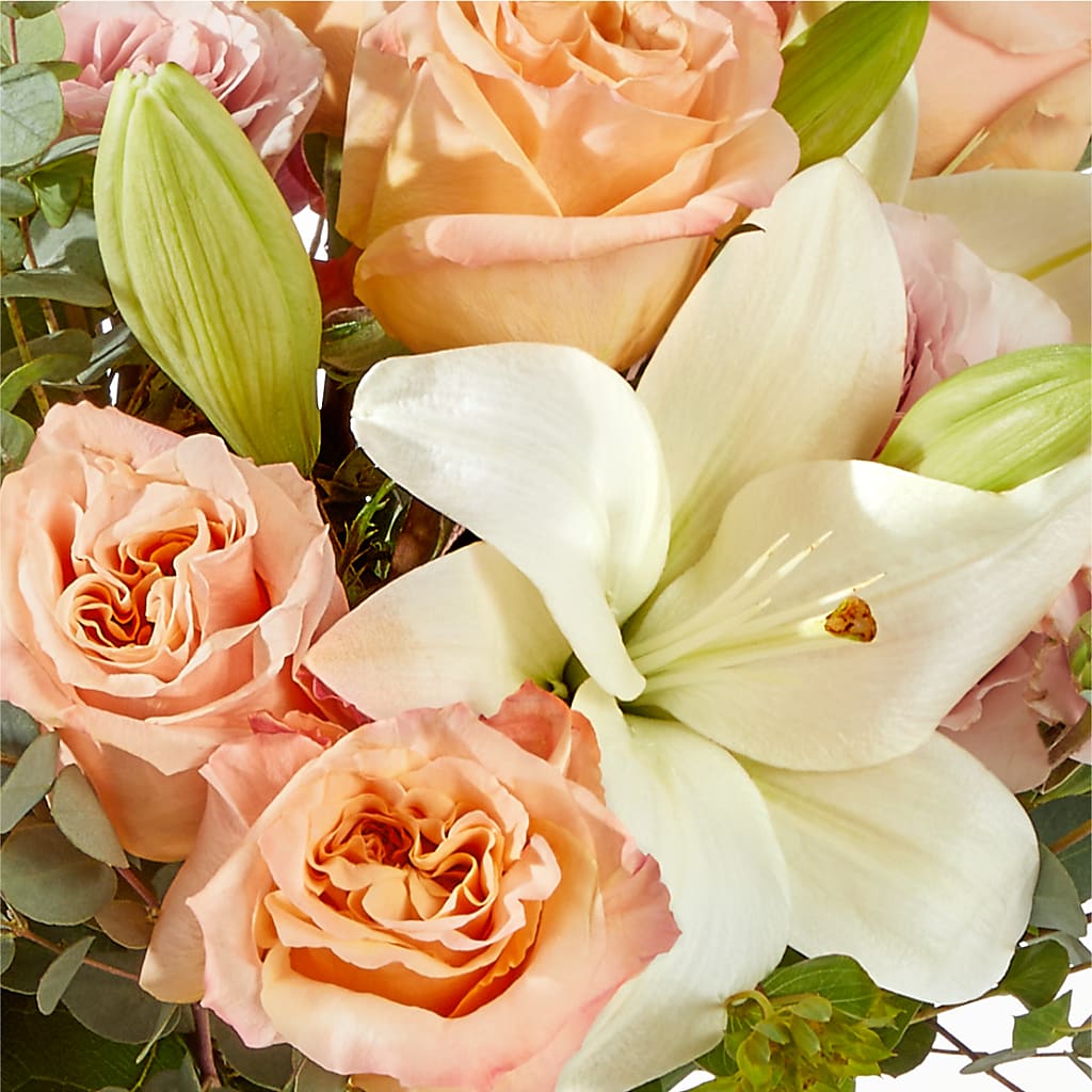 Grapefruit Splash Bouquet –  Corona Rose Flowers, Corona CA