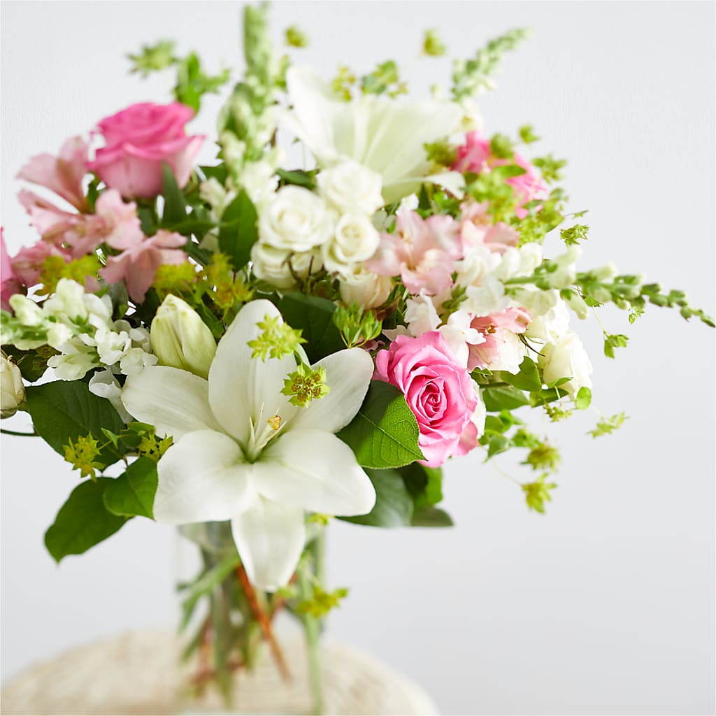 Fondly Bouquet –  Corona Rose Flowers, Corona CA