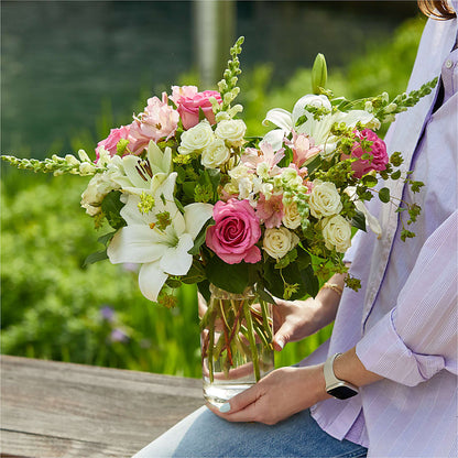 Fondly Bouquet –  Corona Rose Flowers, Corona CA