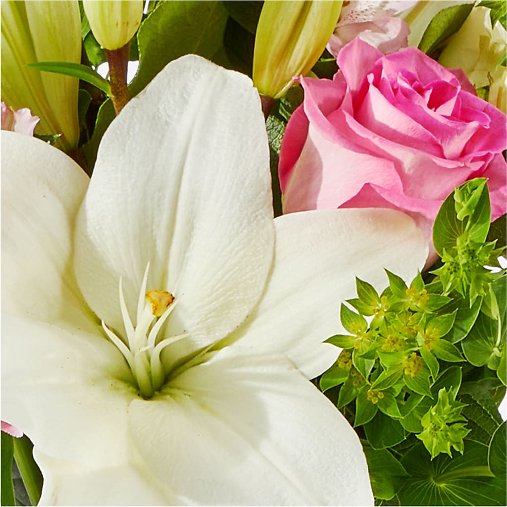 Fondly Bouquet –  Corona Rose Flowers, Corona CA